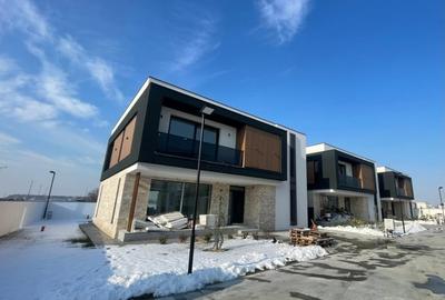 Casă individuală cu 5 camere cu Canalizare în Central - 13