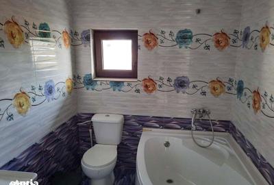 Casă cu 10 camere cu Teren 300 Mp în Central - 5