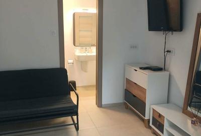 Casă cu 2 camere cu Teren 30 Mp în Central - 2