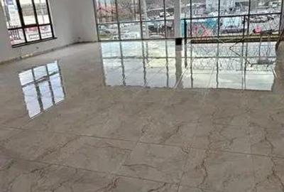 Spațiu comercial, de 308 mp, în Central