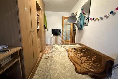 Garsoniera spatioasa mobilata si utilata, zona Buziasului - 5