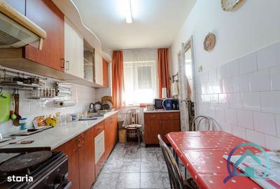Apartament cu 3 camere în Central - 2