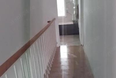 Casă cu 6 camere în Dumbrăvița - 2