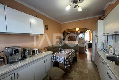 Apartament cu 4 camere decomandat, mobilat în Cisnădie - 16