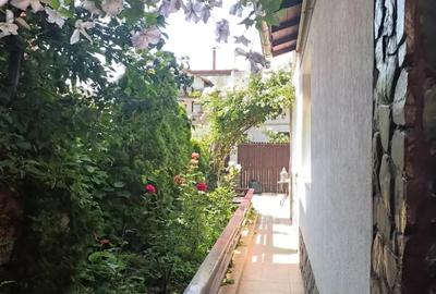 Casă cu 7 camere în Exterior Vest - 6