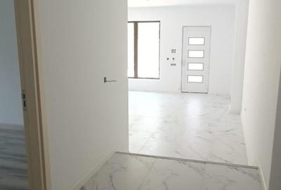 Apartament cu 3 camere decomandat în Găgeni - 4