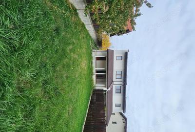 Casă cu 4 camere cu Teren 325 Mp în Moșnița Veche