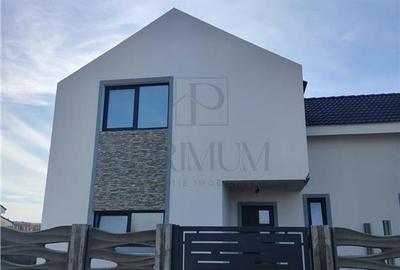 Duplex cu 3 camere cu Canalizare în Moșnița Nouă - 2