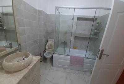 Apartament in vila, curte, Victoriei, Buzesti, mobilat, centrala proprie Apartament in vila, curte, Victoriei, Buzesti, mobilat, centrala proprie - 2