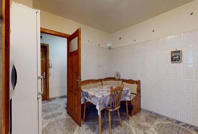 Apartament cu 3 camere semidecomandat în Gorjului - 3