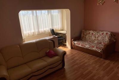 Apartament cu 2 camere semidecomandat, mobilat în Freidorf