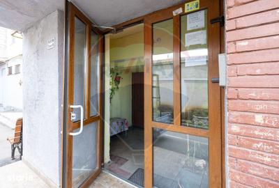 Apartament cu 3 camere, mobilat în Est - 13