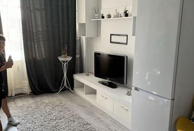 Apartament cu 2 camere decomandat în Micro 19 - 8