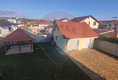 De inchiriat spatiu generos nerezidential la casa/mansarda zona Oncea - 14