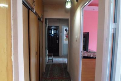 Apartament 3 camere, decomandat in Ploiesti, 9 Mai - 3