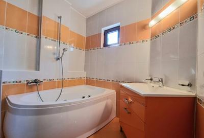 Apartament de 3 camere decomandat, Mamaia Nord - 9