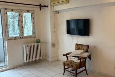 Apartament cu 3 camere semidecomandat în Tineretului - 6