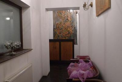 Inchiriere apartament 5 camere parter Cotroceni metrou renovat nemobilat Inchiriere apartament 5 camere parter Cotroceni metrou renovat nemobilat - 16