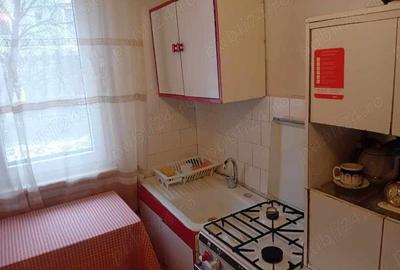 Garsonieră decomandată în Central - 7