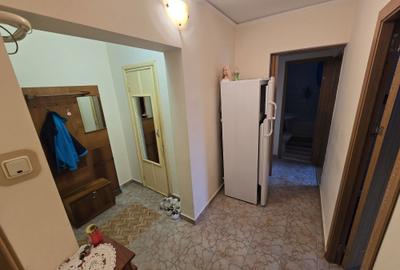 Apartament cu 2 camere decomandat în Central - 1