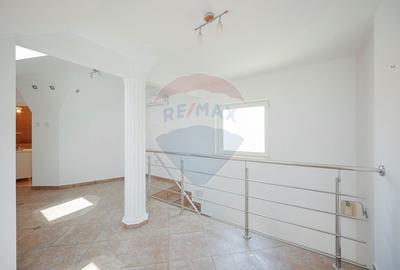 Spatiu comercial de 146 mp, Ultracentral, de Inchiriat - 10