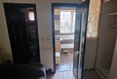 Garsonieră semidecomandată în Titan - 2