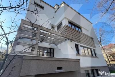Casă cu 7 camere cu Teren 500 Mp în Capitale - 15