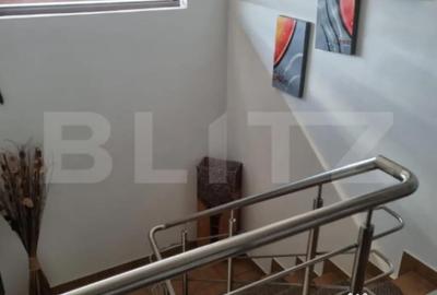 Casă cu 4 camere cu Teren 354 Mp în Central - 10