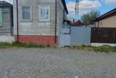 Casă individuală cu 4 camere cu Teren 132 Mp în Central - 2
