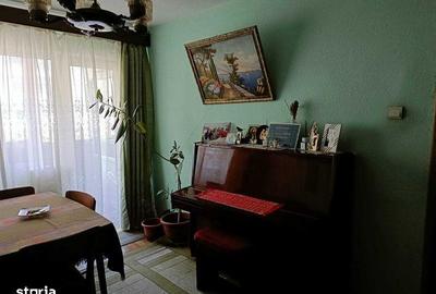Apartament cu 3 camere decomandat în Central - 1