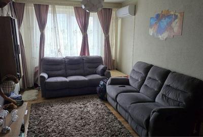 Apartament cu 3 camere semidecomandat, mobilat în Astra