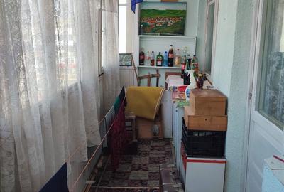 Apartament cu 3 camere decomandat în Exterior Vest - 3