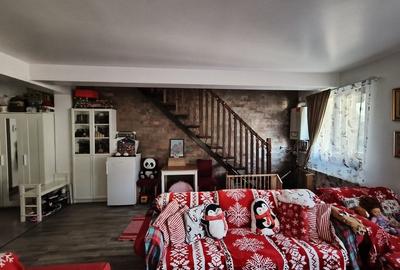 Apartament cu 3 camere de vanzare in Busteni - 2