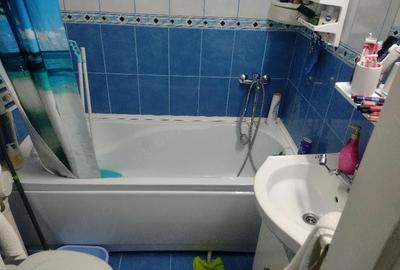 Apartament cu 2 camere semidecomandat în Micro 40 - 2