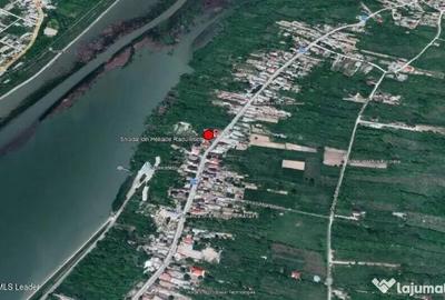 Casă cu 7 camere cu Canalizare în Central - 8
