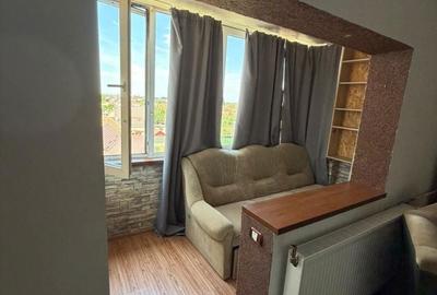 Garsonieră decomandată în Confecții - 2