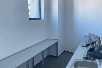 Proprietar - Vanzare Cladirea Birou Inchiriat - Zona Unirii Proprietar - Vanzare Cladirea Birou Inchiriat - Zona Unirii - 9