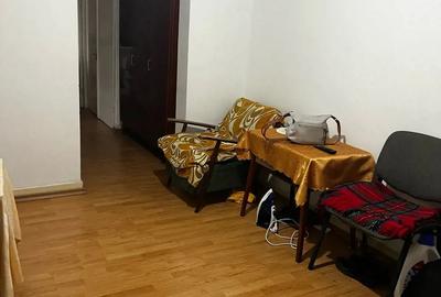 Vand apartament 3 camere decomandat