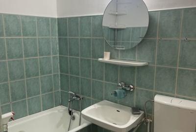 Garsoniera, 28 mp, balcon 3 mp, zona La Terenuri, etaj intermediar - 4