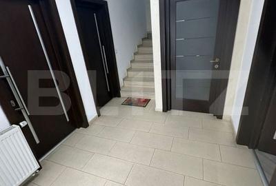 Spațiu comercial, de 89 mp, în Central - 11