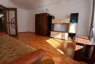 Casa spatioasa P+M cu teren generos - Agigea, Zona Stadion - 5