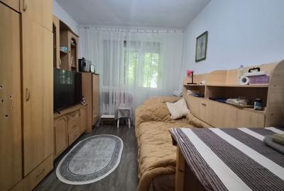 Garsonieră semidecomandată în CET - 20