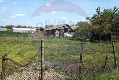 Teren de 436 mp, în Central - 2