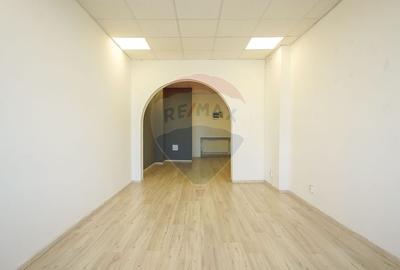 Spațiu comercial, de 65 mp, în Hărmanului - 2