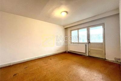 Apartament cu 3 camere decomandat în Bistrița Lac - 1