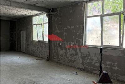 Spațiu comercial, de 95 mp, în Central - 7