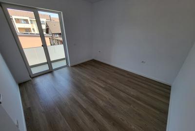 Duplex cu 4 camere cu Canalizare în Braytim - 9
