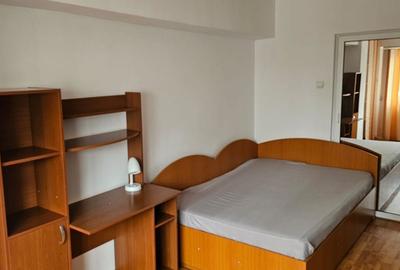 Apartament cu 2 camere decomandat în Pelican - 1
