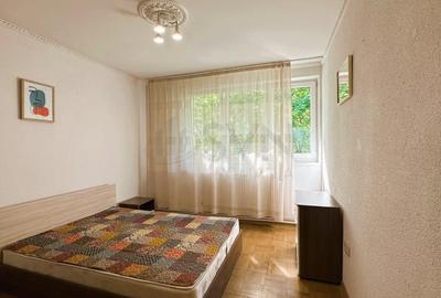 Apartament cu 2 camere semidecomandat, mobilat în Pajura - 4