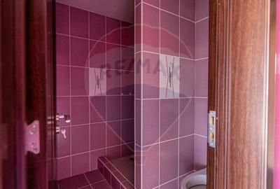 VILA! Investitie - pretabil pensiune SINAIA- zona apreciata turistic! - 17